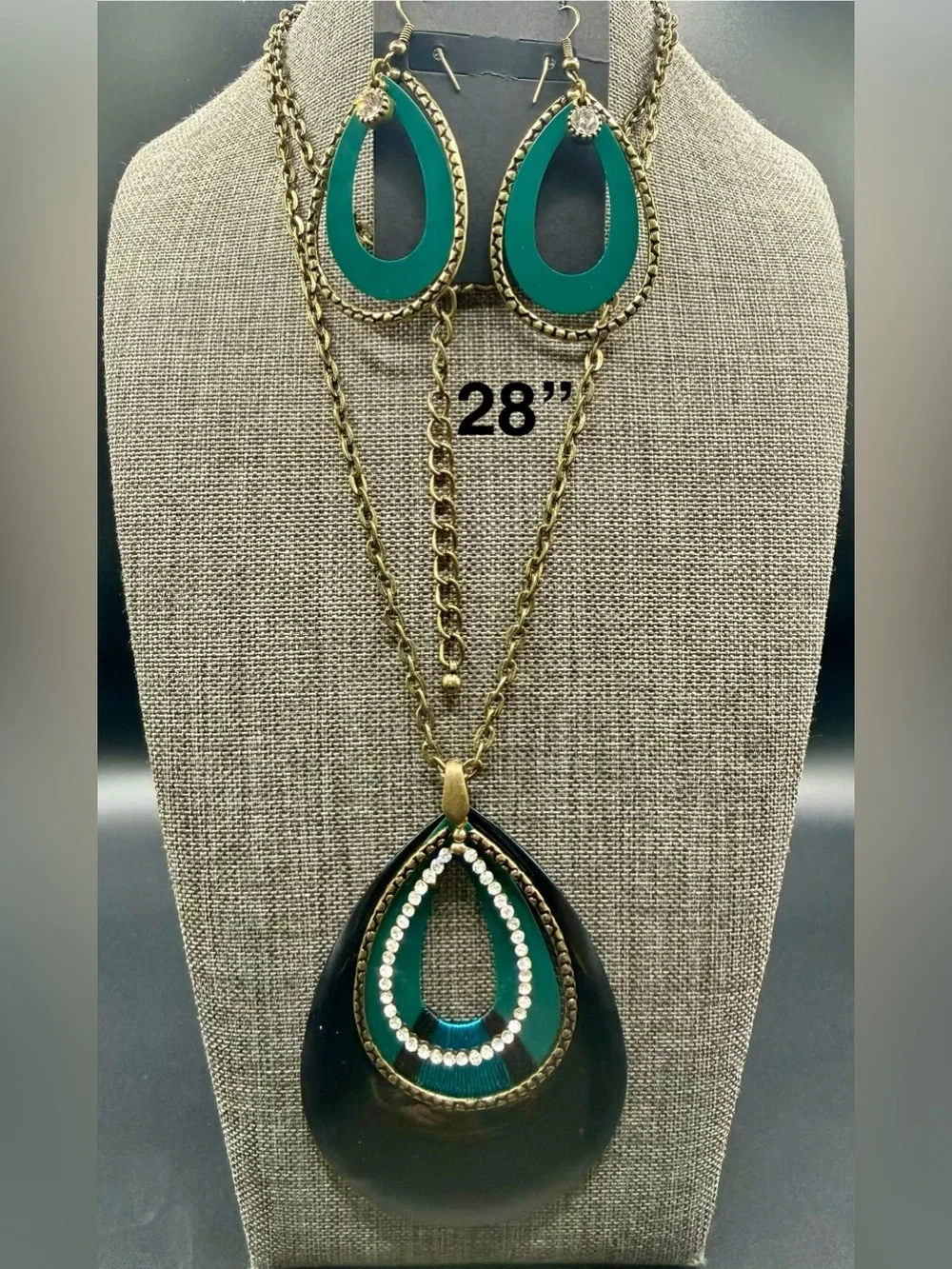 Gold-Tone and Teal Teardrop Pendant Necklace